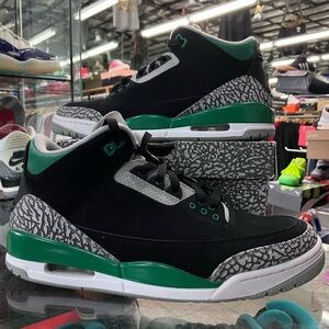 Air Jordan 3 Retro Pine Green Size 10.5